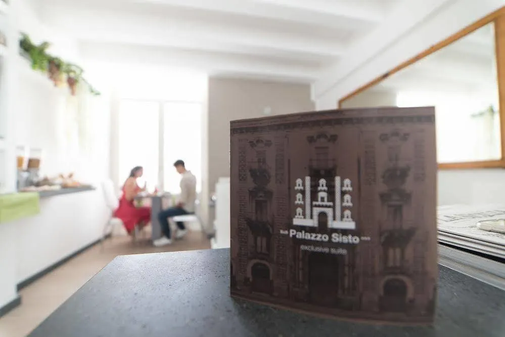 קטאניה Palazzo Sisto Exclusive Rooms 2*,